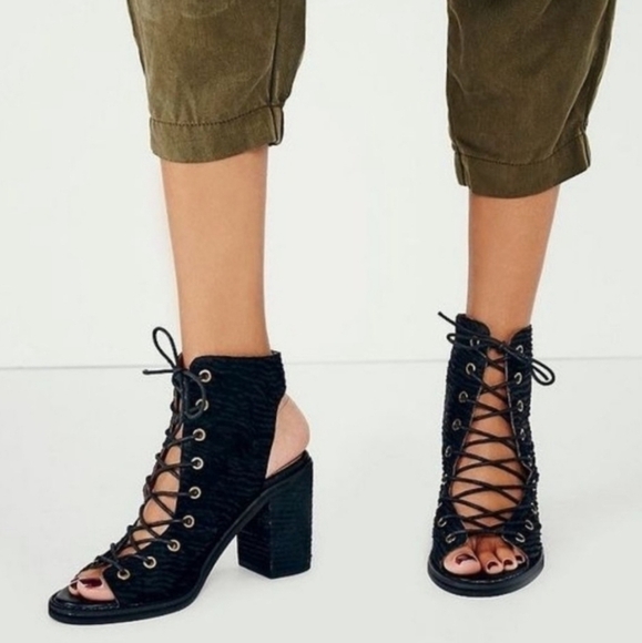Free People Shoes collab with Jeffrey Campbell - Picture 1 of 12
